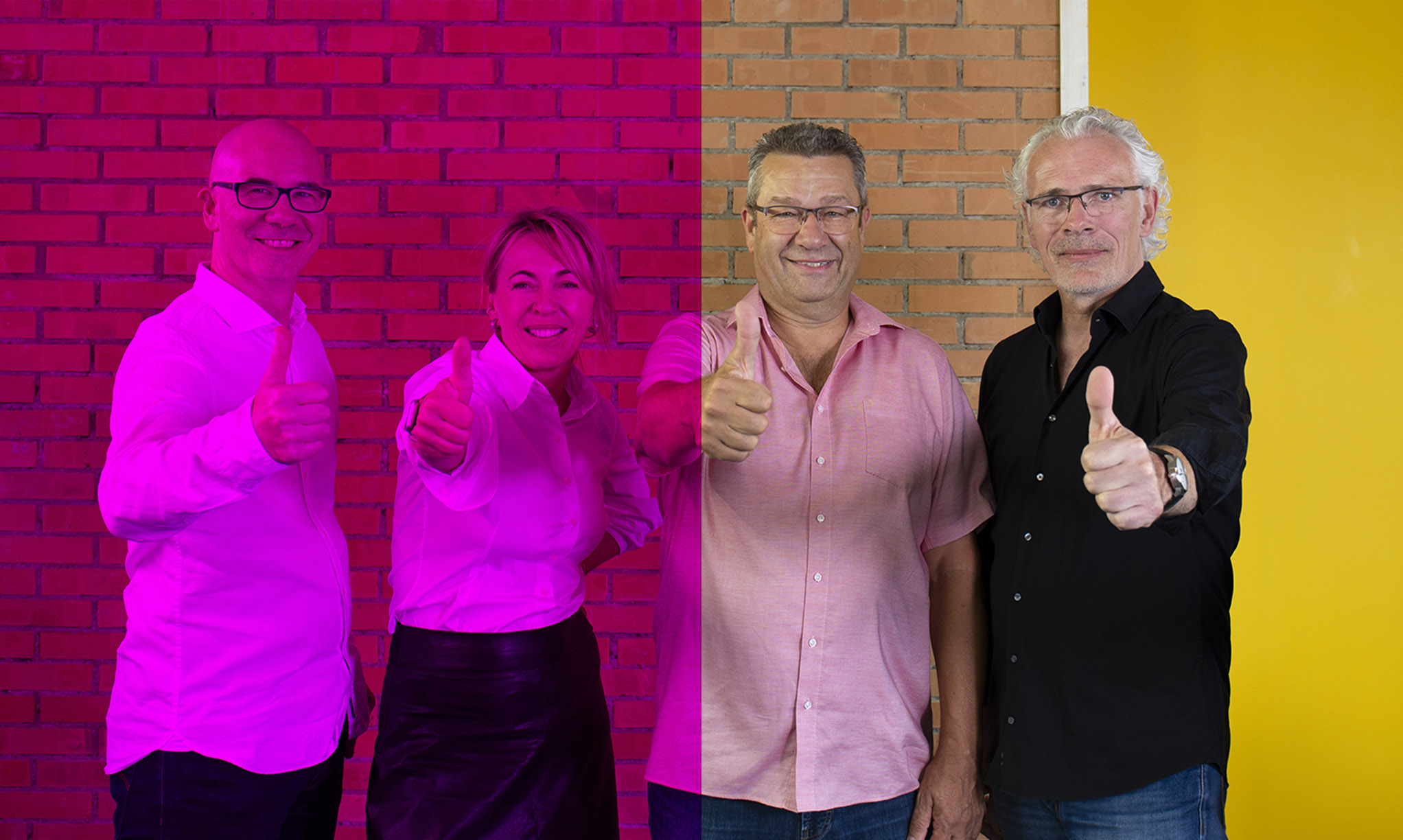 Gruppe_ok-Daumen_pink_kl_V1